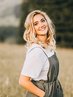 SENIOR SPOTLIGHT!